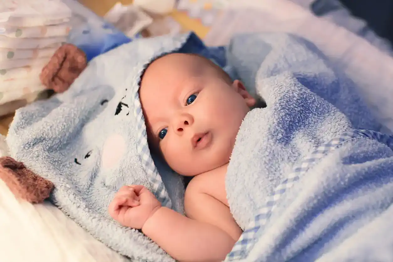 When Is Your Baby Ready for the Bathtub? (Baby Bathtub Tips)