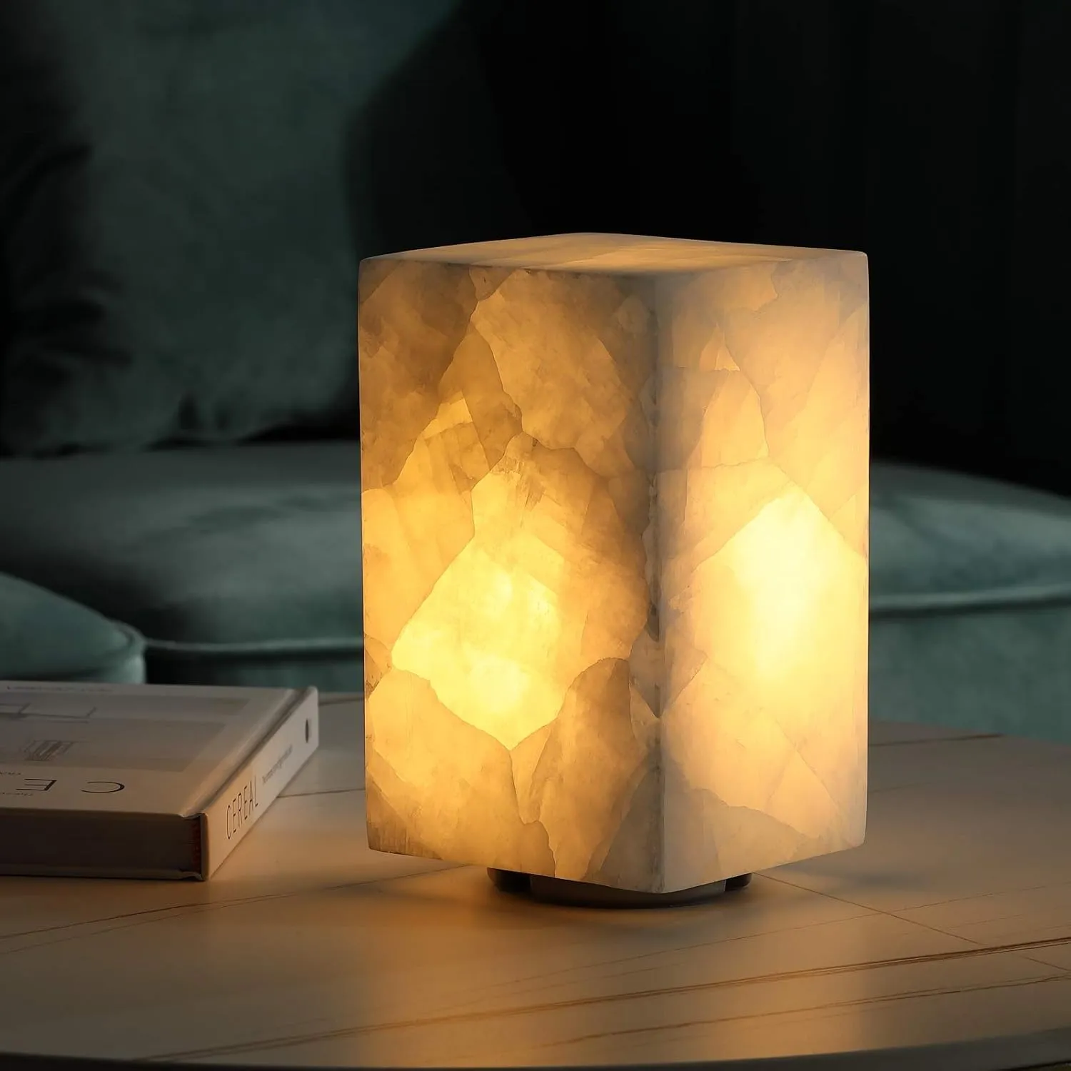 Prírodná stolová lampa z masívneho kameňa' loading='lazy' title=