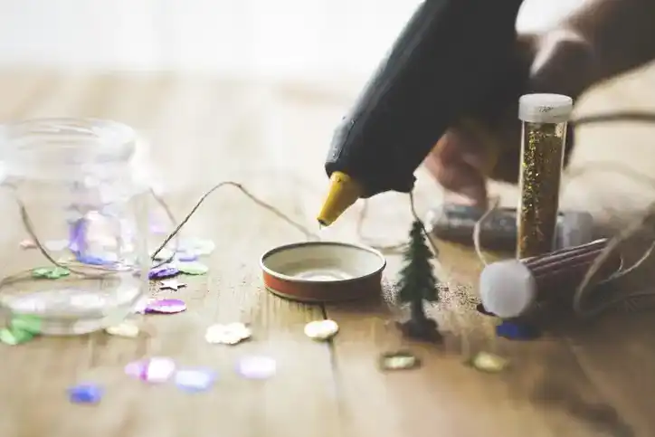 Mason Jar Snow Globe
