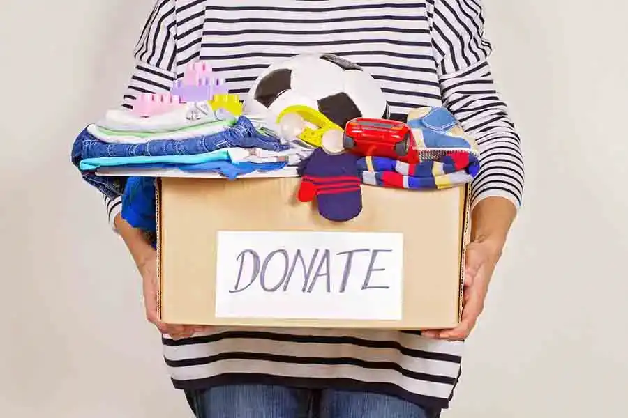 Christmas Cheer_Donate Toys