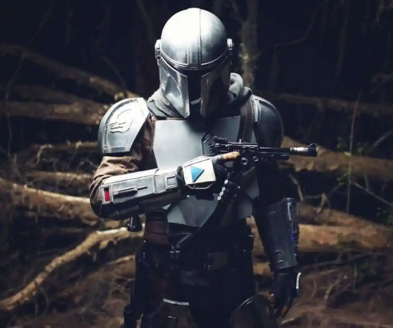 Din Djarin Halloween Costume 2022 The Mandalorian Halloween Costume Ideas