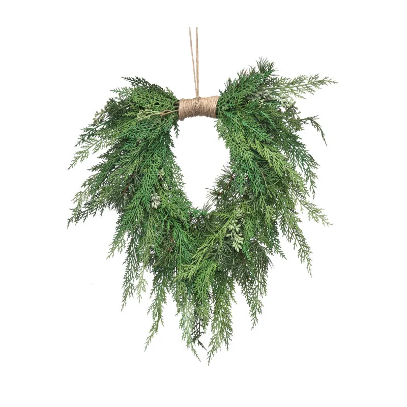 The Holiday Aisle® Polyetylenový věnec Natural Touch & Recenze | Wayfair' loading='lazy' title=
