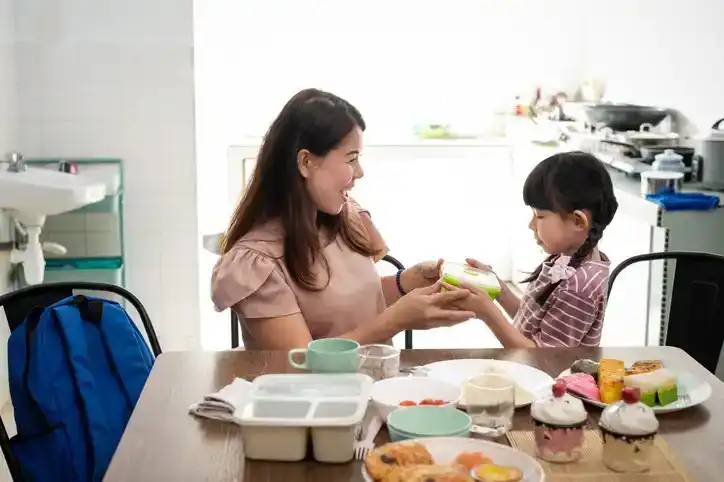 Trading traditional Chinese meals for ham sandwiches