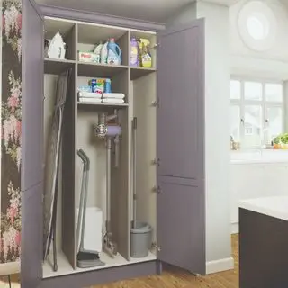 petit meuble de buanderie