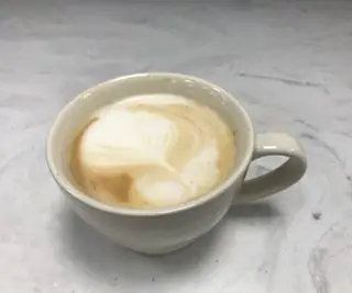 casabrews 5700 pro と Breville および Wacaco エスプレッソ マシン