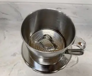 Cafetière phin vietnamienne avec filtre