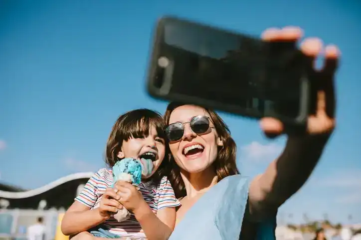 Impact of Social Media on Real Moms
