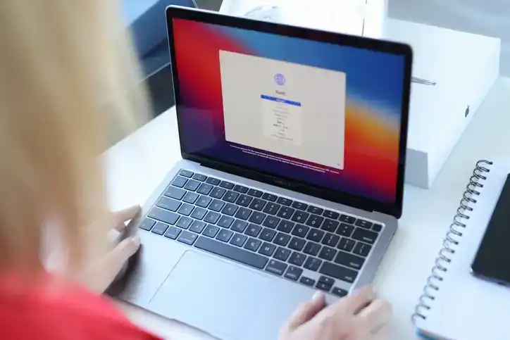 Apple MacBook Air