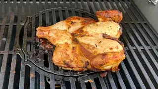 Tester kylling på Weber Spirit II E-310