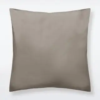 קולקציית מצעים של Nate Berkus בגזרות צבע ניטרליות