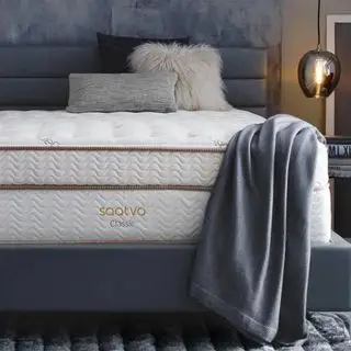 Il miglior materasso in offerta in camera da letto sullo stile di vita della struttura del letto
