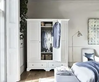 Stor Chichester grand garderobe udvidet med Neptune