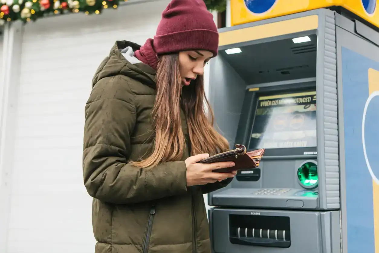 14 Credit Card Tips for Teens