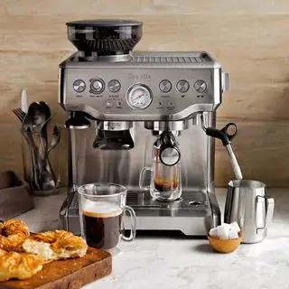 Kávovar Breville Barista Express