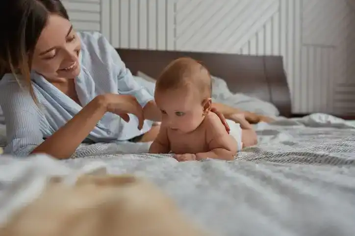How to Help Your Baby Roll Over 