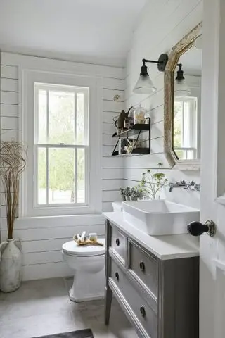 bad med shiplap panel