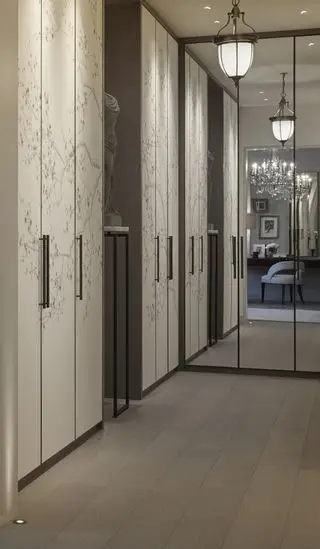 garderoba/garderoba z chinoiserie na drzwiach, lustrzane szklane drzwi