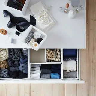 Hvite SKUBB skuffeoppbevaringsbokser fra Ikea