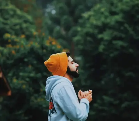 meditating 4 signs of archangel raphael