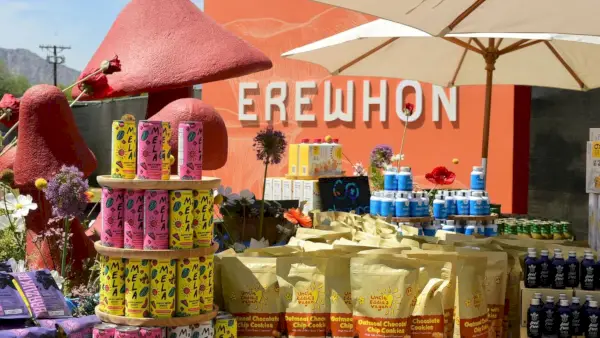 Los propietarios de Erewhon compraron una casa de 20 millones de dólares en Malibú: eche un vistazo al interior aquí
