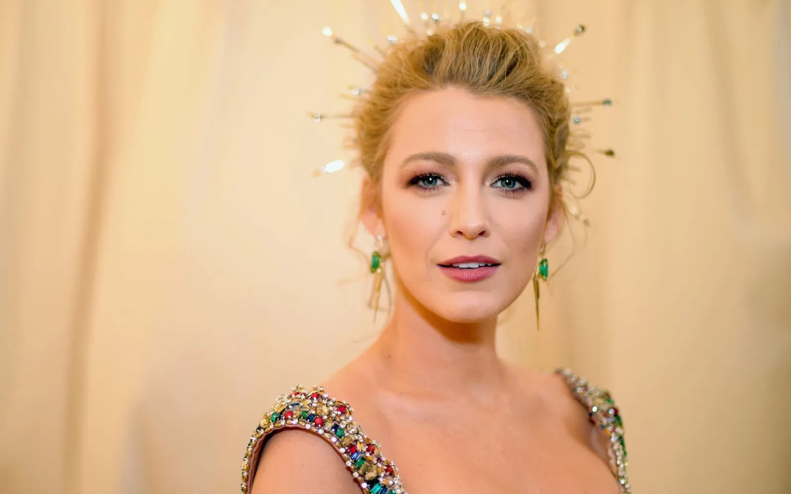Blake Lively' loading='lazy' title=
