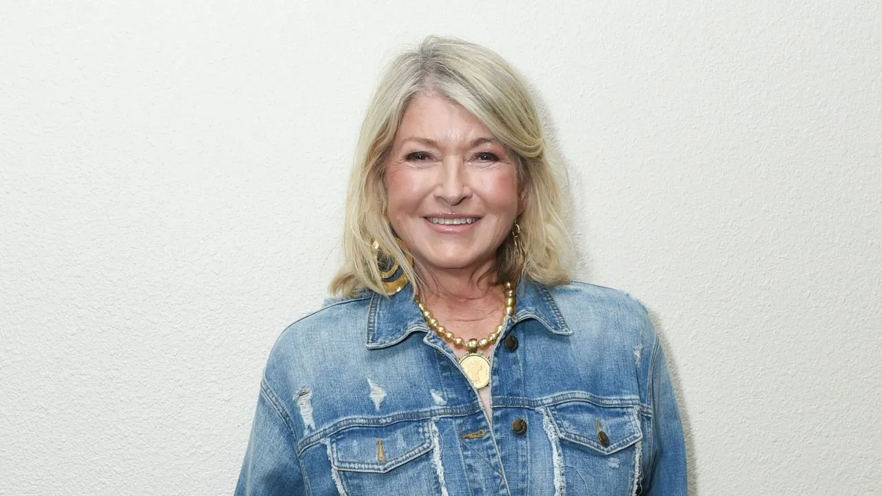 Martha Stewart' loading='lazy' title=