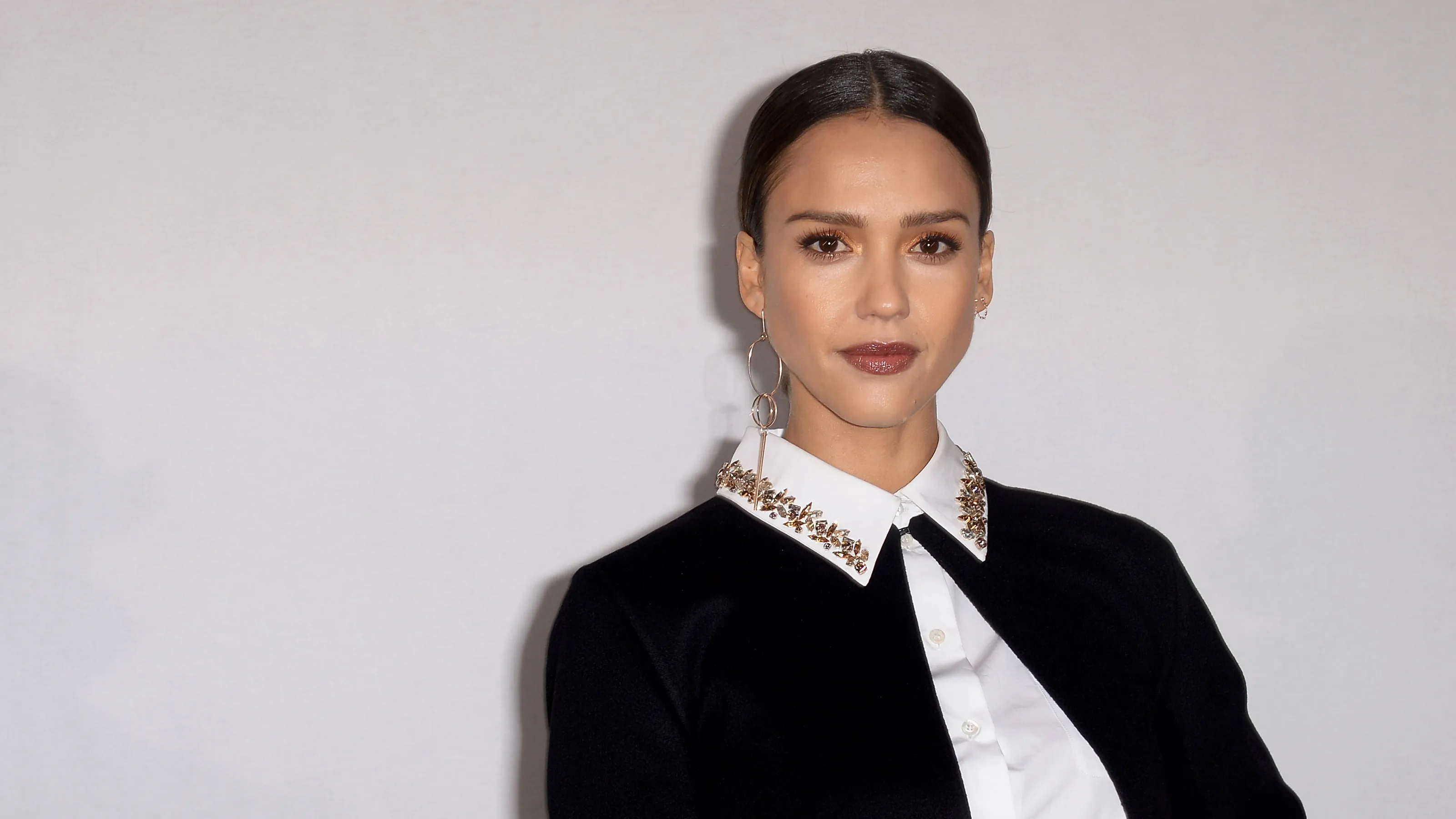 Jessica Alba střela do hlavy' loading='lazy' title=