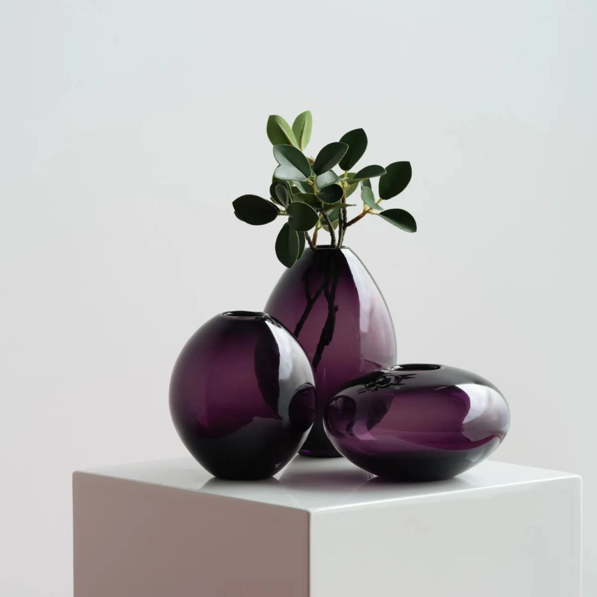 세실 3피스 손으로 불어서 만든 유리 꽃병 세트 by Kelly Clarkson 홈' loading='lazy' title=