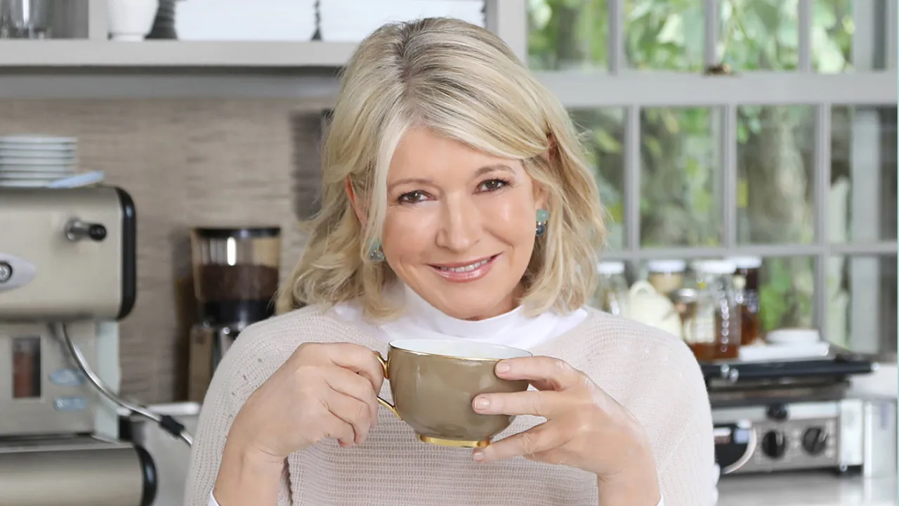 Martha Stewart' loading='lazy' title=