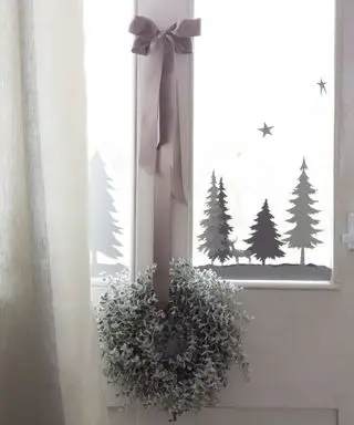 Weihnachtliche Fensterdekoration