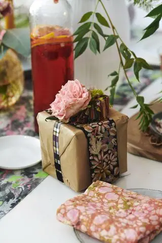 Mesa de Navidad del Gremio de Diseñadores.gif