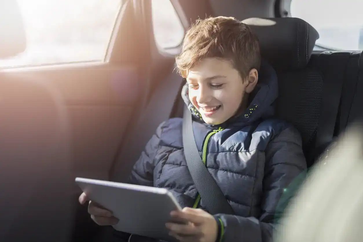 Online Vocal and Spelling Games for Kids