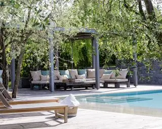 Have med pool og pergola