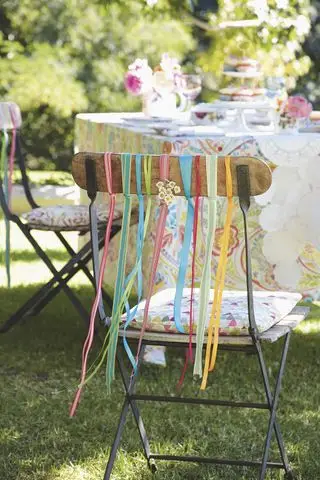 Deko-Idee für Gartenpartystühle