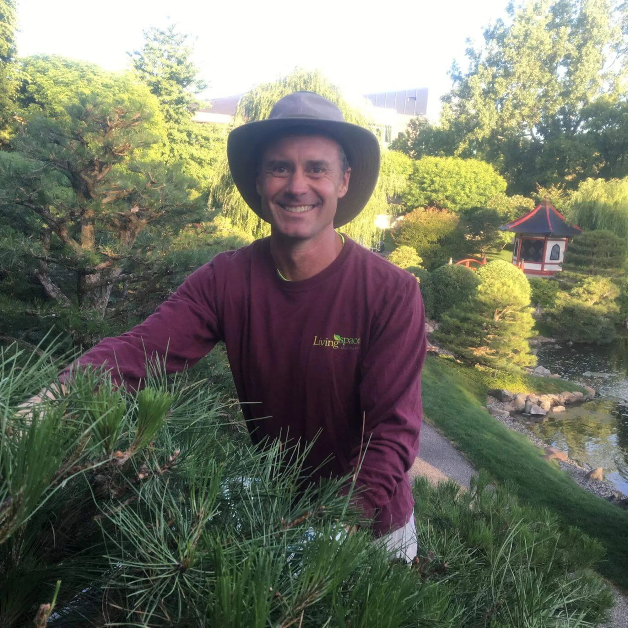 スコット・ソロモンソンの顔写真' loading='lazy' title=