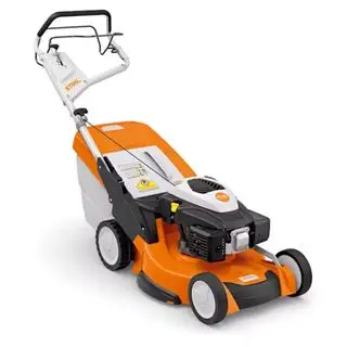 un cortacésped de empuje a gas Stihl RM 655 YS Hydro Premium