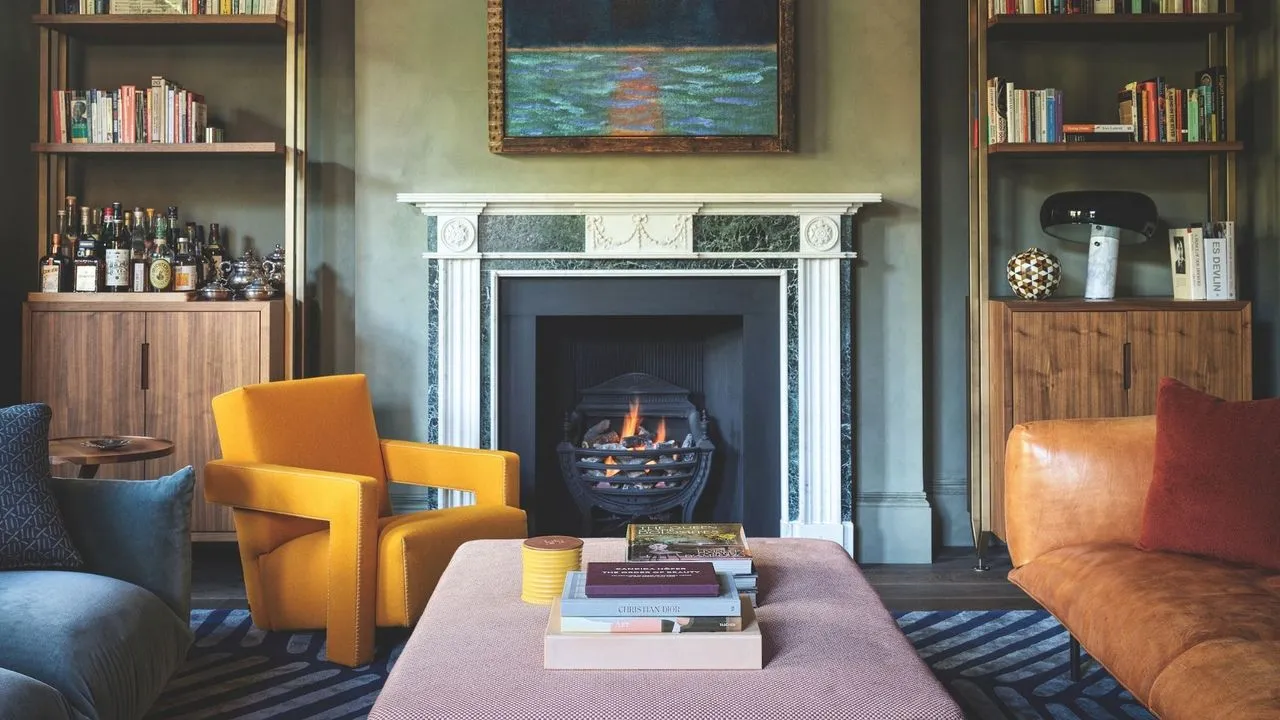 Salon' loading='lazy' title=