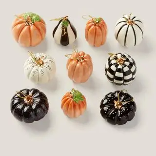 decorações penduradas de abóbora