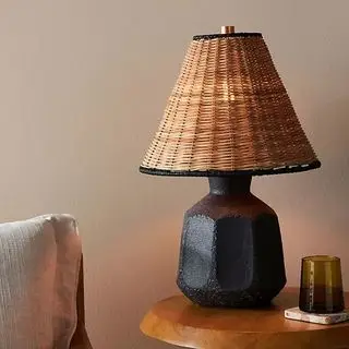 Anthropologie-Tischlampe