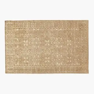 alfombra beige con estampado sutil