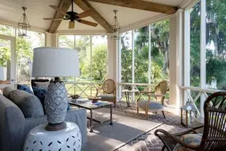 Sala de sol em estilo country