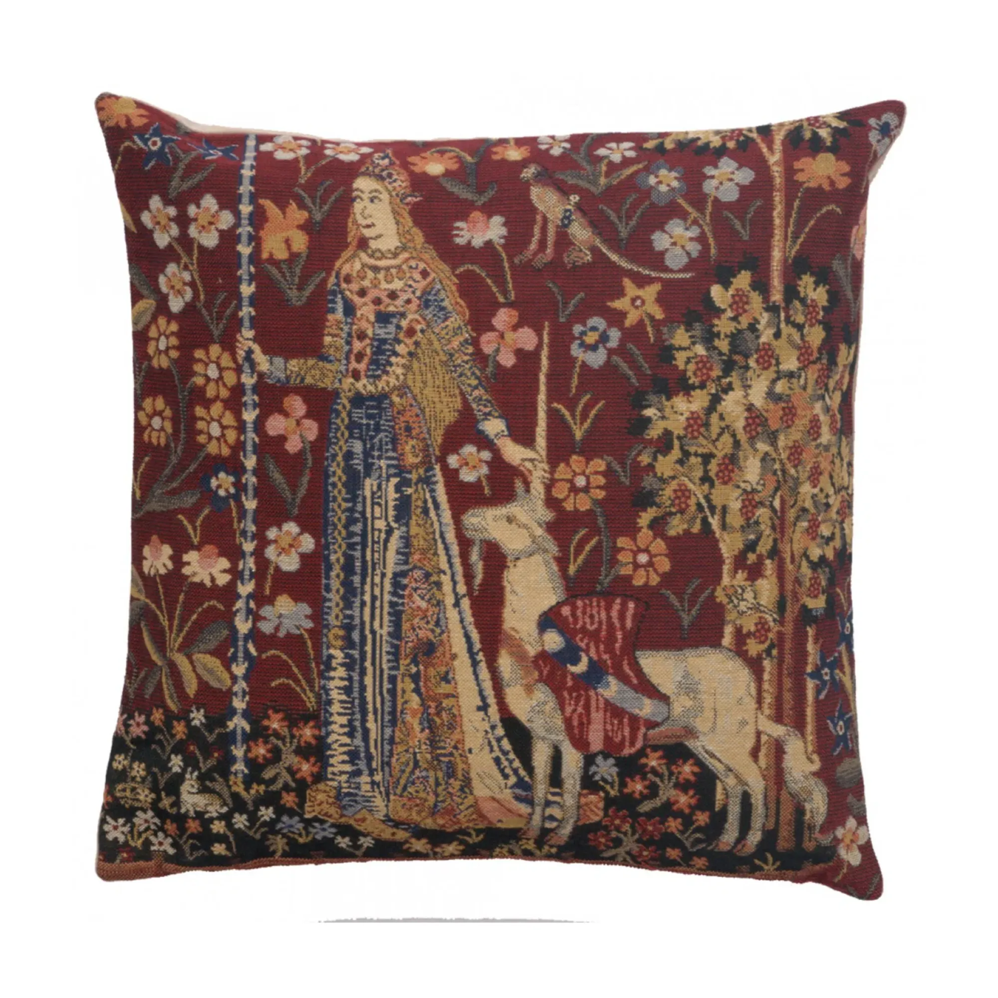 en vintage inspireret pude med en kvinde i middelaldertøj og en enhjørning ved siden af' loading='lazy' title=