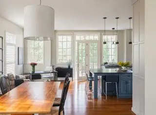 Como posso fazer uma casa pequena parecer cara? 11 truques de especialistas em interiores