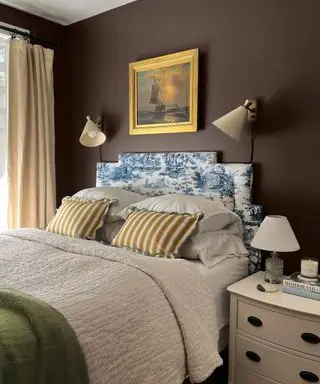 Paredes de dormitorio en pinturas Coffee Date de Clare
