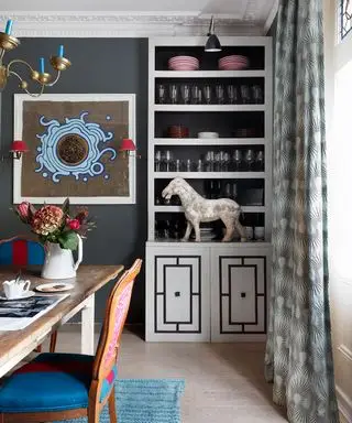 Exibindo porcelana