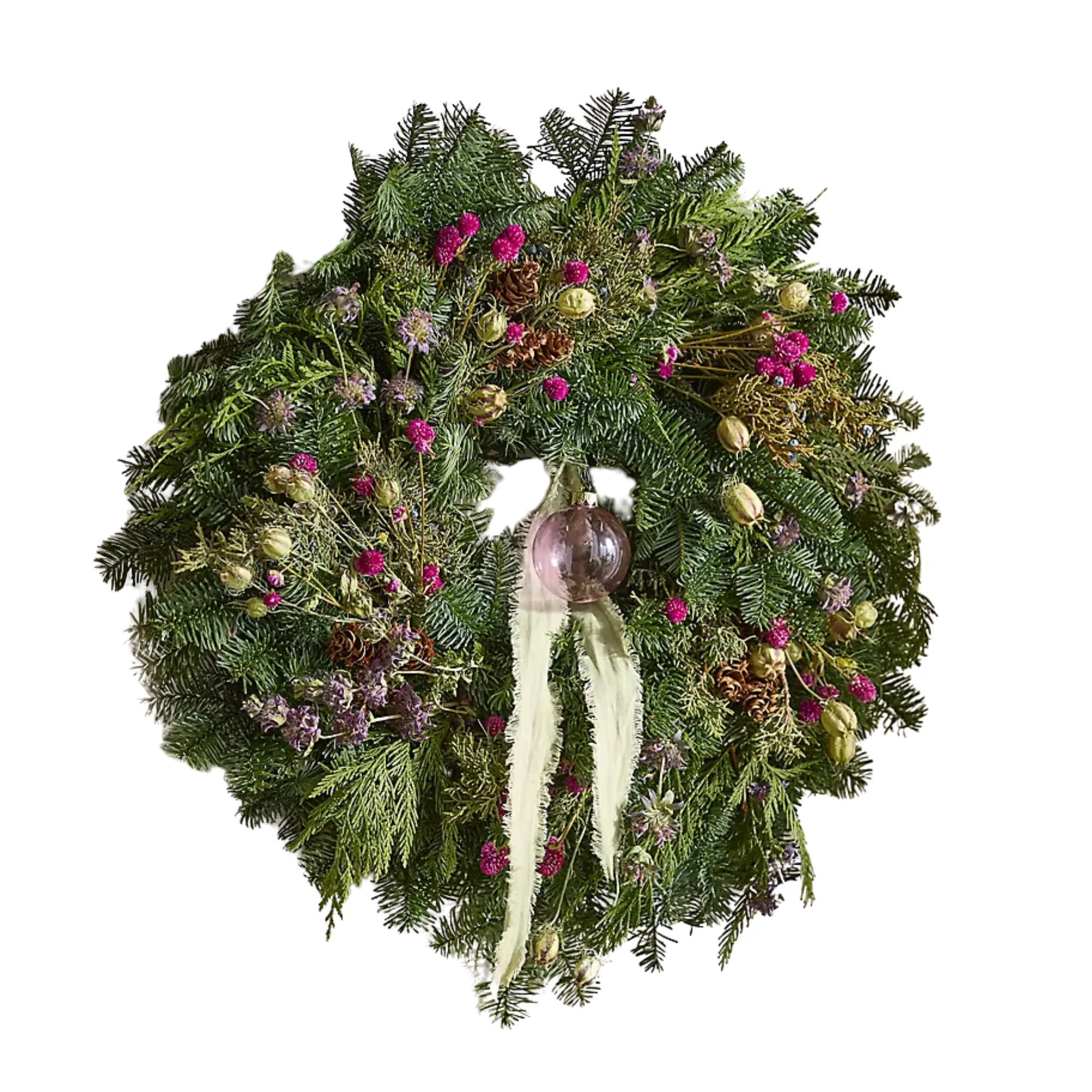 una ghirlanda decorativa con boccioli rosa e verde chiaro, un ornamento in vetro rosa e un nastro verde chiaro' loading='lazy' title=