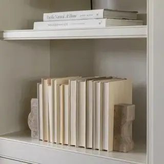 Travertine Object bokstøtter
