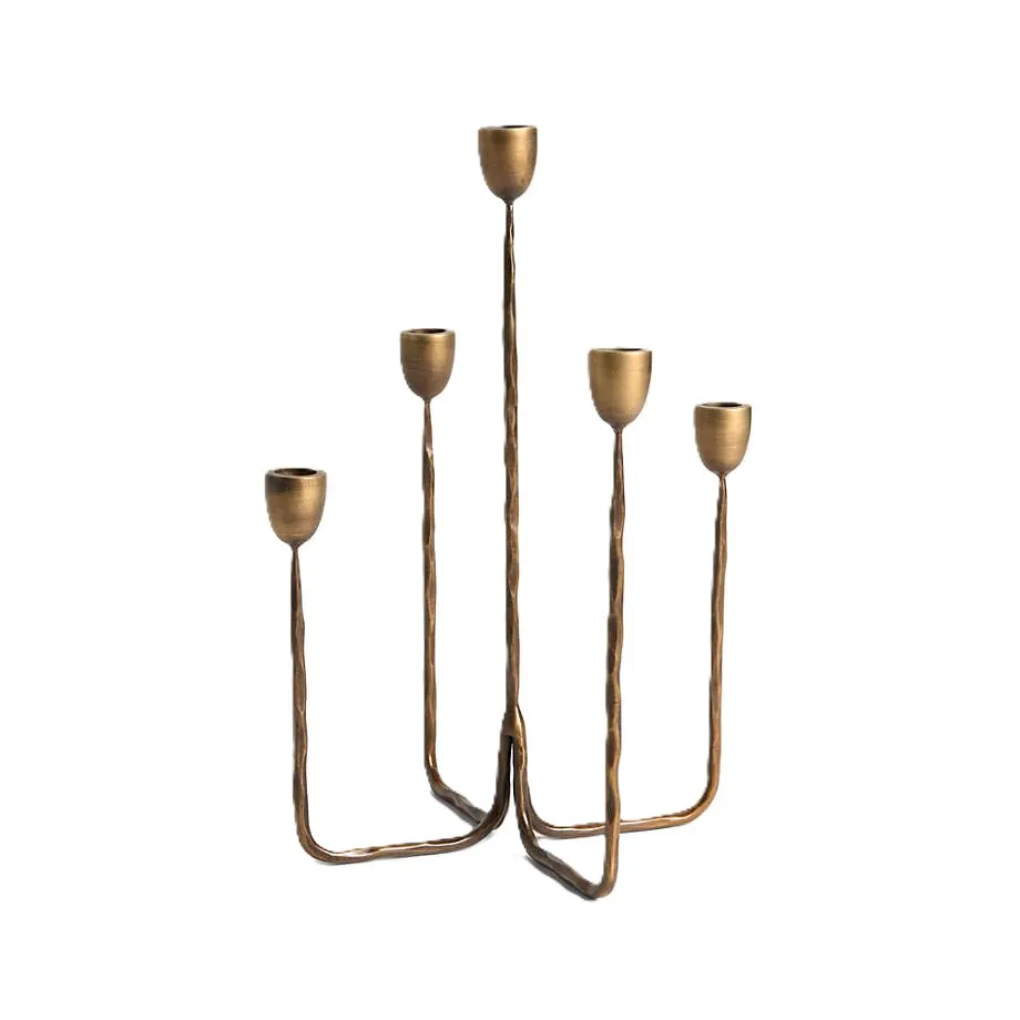 ゴールドのキャンドルホルダー' title=