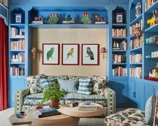 Tendenze del soggiorno con contenitori decorativi
