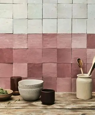 Pink og hvide Zellige fliser fra Otto Tiles